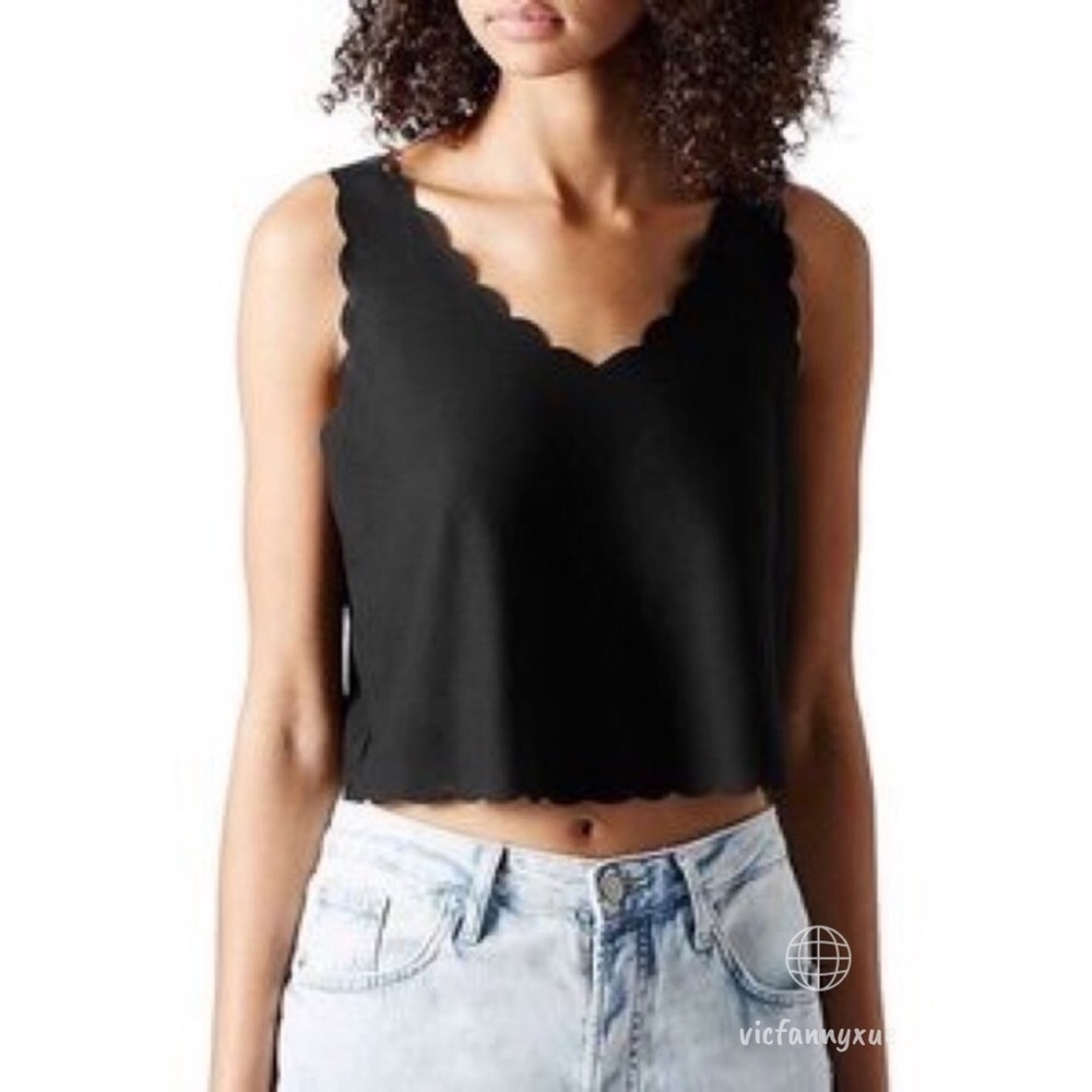 Topshop scalloped crop top